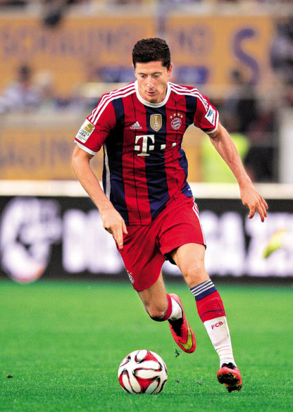 以其卓越的 以其卓越的