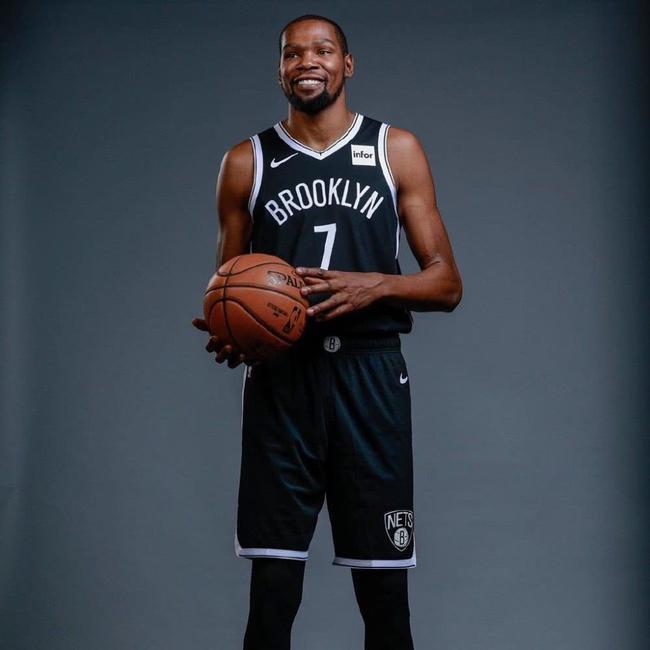 将在万众瞩 将在万众瞩