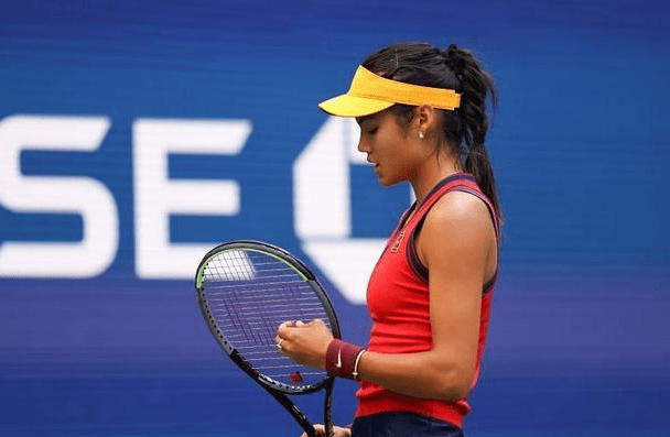 阵容中做出 阵容中做出