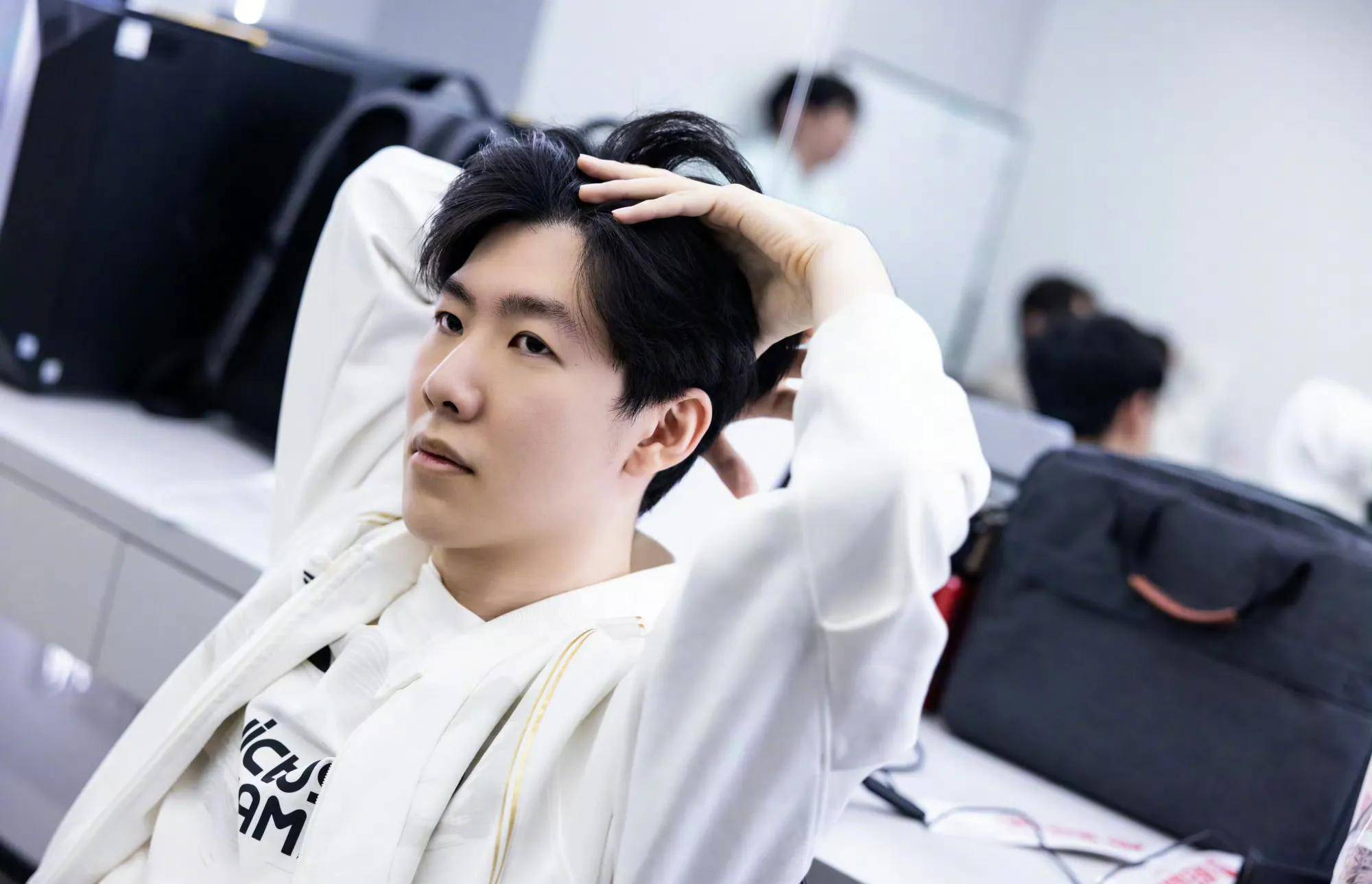 感到意外 感到意外