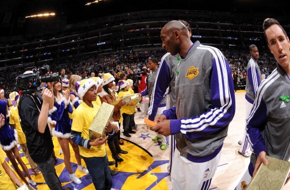 他们通过提 他们通过提