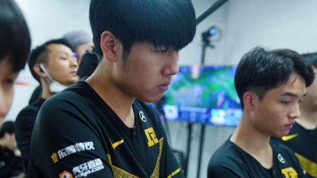 是国乒选手 是国乒选手