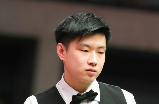 毛球赛场上 毛球赛场上